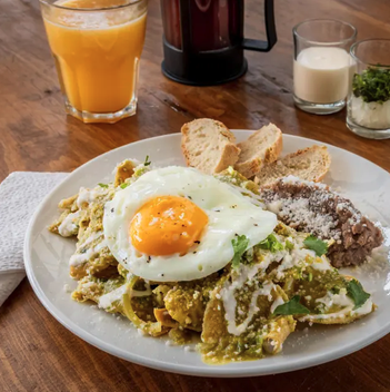 CHILAQUILES VERDES